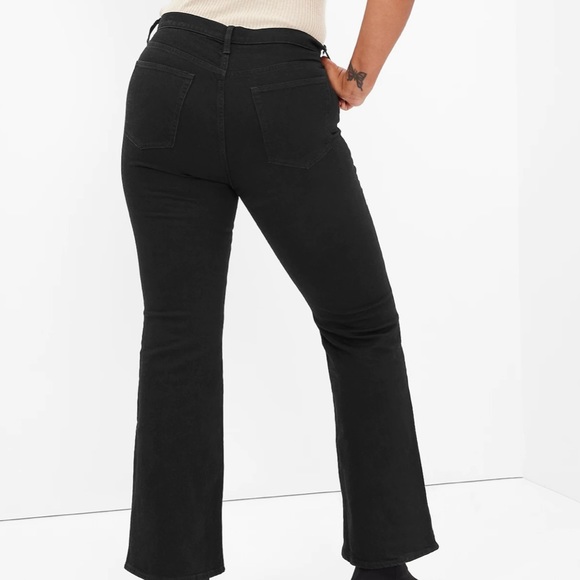 NWT! GAP Black Wash High Rise '70s Flare Jeans with Washwell - Multiple Sizes - Picture 2 of 6